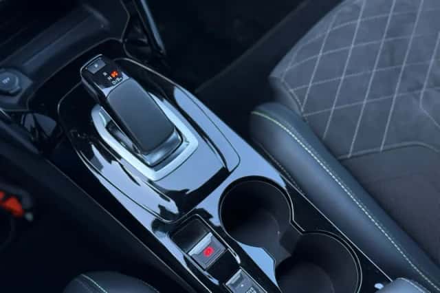 Peugeot e-2008 (2022) thumbnail 35