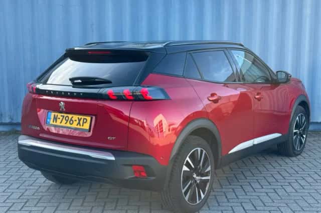 Peugeot e-2008 (2022) thumbnail 6