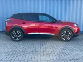 Peugeot e-2008 (2022) thumbnail 6