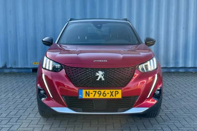 Peugeot e-2008 (2022) thumbnail 9