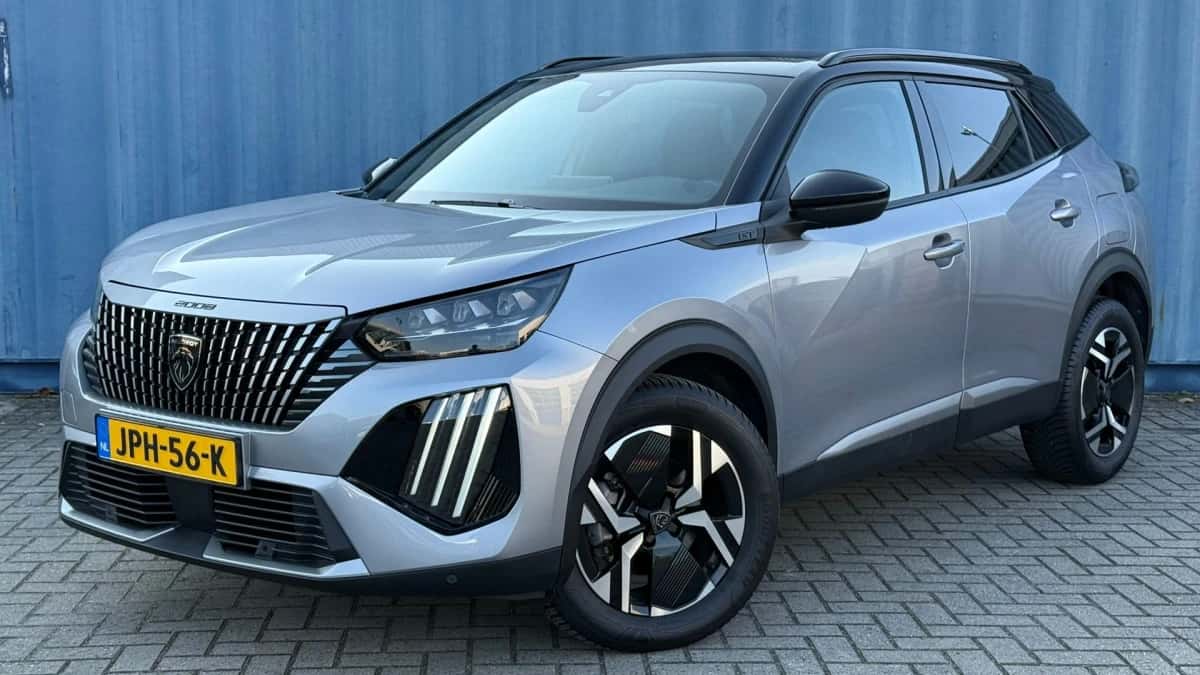 Peugeot 2008 (2025) — foto 1
