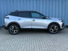 Peugeot 2008 (2025) thumbnail 8