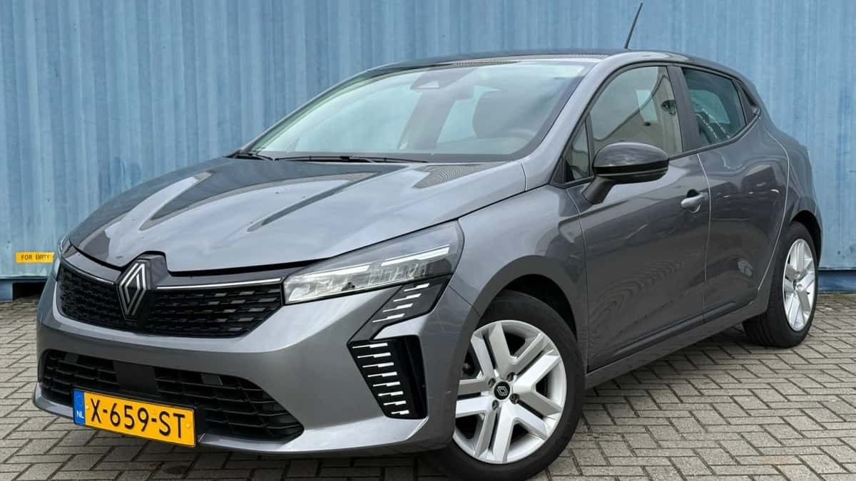 Renault Clio (2024) — foto 1