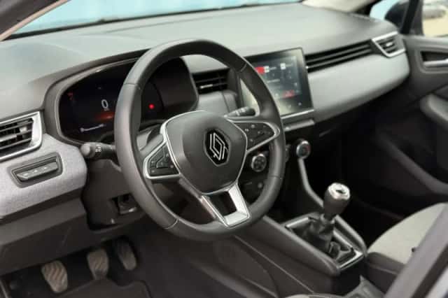 Renault Clio (2024) thumbnail 12