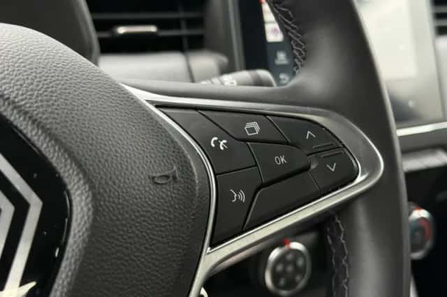 Renault Clio (2024) thumbnail 24