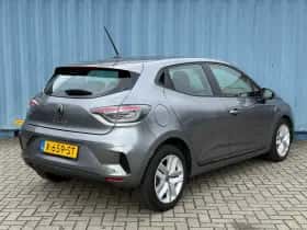 Renault Clio (2024) thumbnail 5