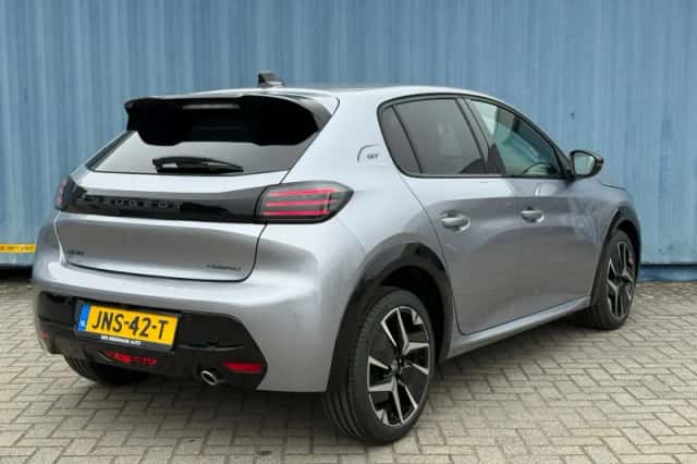 Peugeot 208 (2025) thumbnail 5