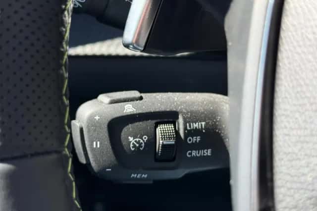 Peugeot 2008 (2025) thumbnail 33