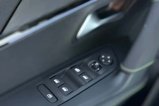Peugeot 2008 (2025) thumbnail 35