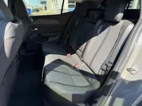 Peugeot e-408 (2025) thumbnail 12