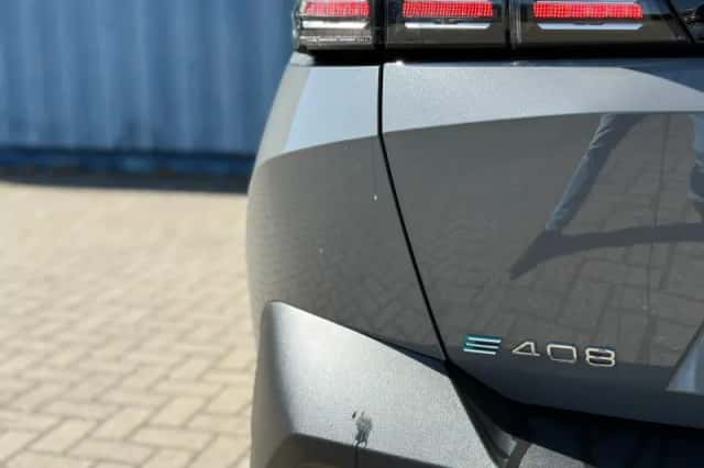 Peugeot e-408 (2025) thumbnail 15