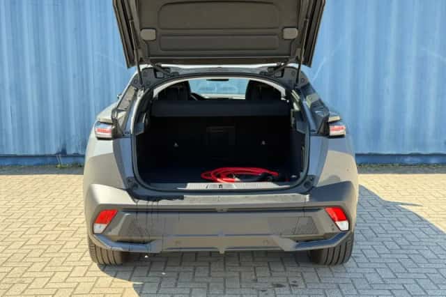Peugeot e-408 (2025) thumbnail 16