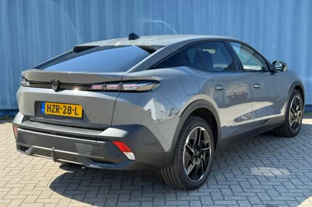 Peugeot e-408 (2025) thumbnail 6
