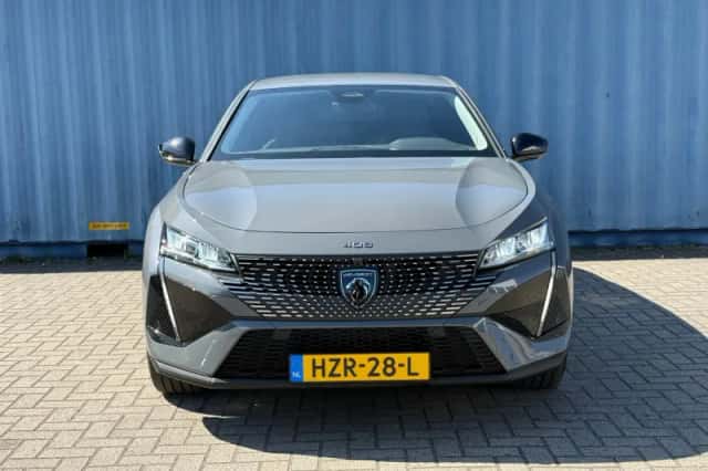 Peugeot e-408 (2025) thumbnail 9