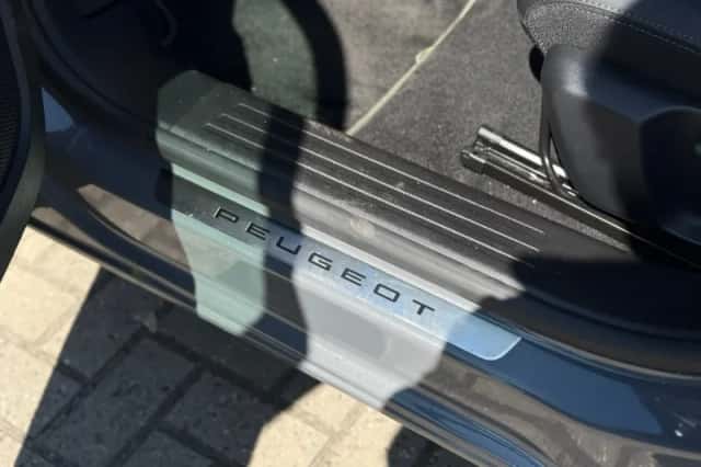 Peugeot e-2008 (2025) thumbnail 13