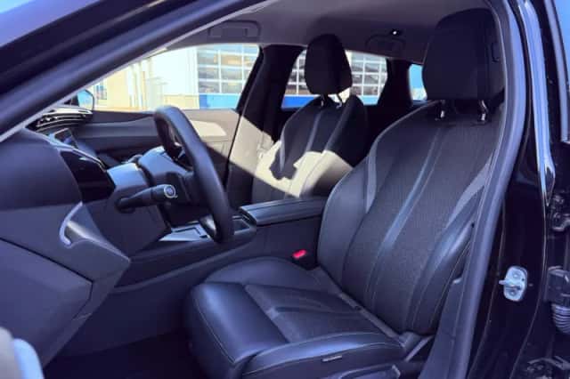 Peugeot 308 (2023) thumbnail 13