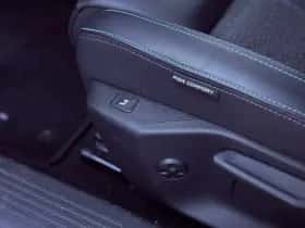 Peugeot 308 (2023) thumbnail 14