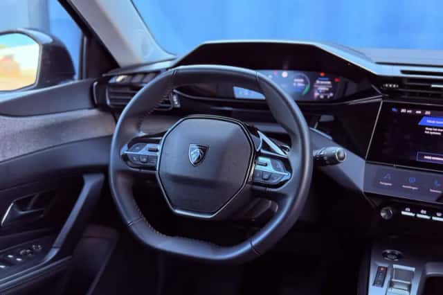 Peugeot 308 (2023) thumbnail 21