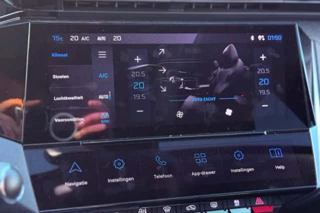 Peugeot 308 (2023) thumbnail 27