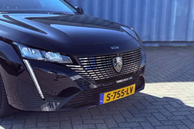 Peugeot 308 (2023) thumbnail 8