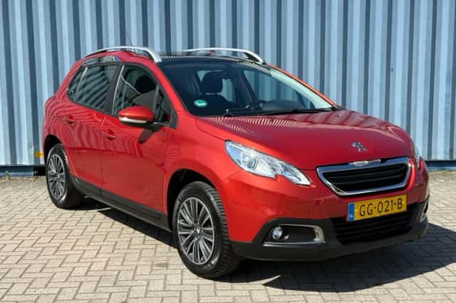 Peugeot 2008 (2015) thumbnail 7