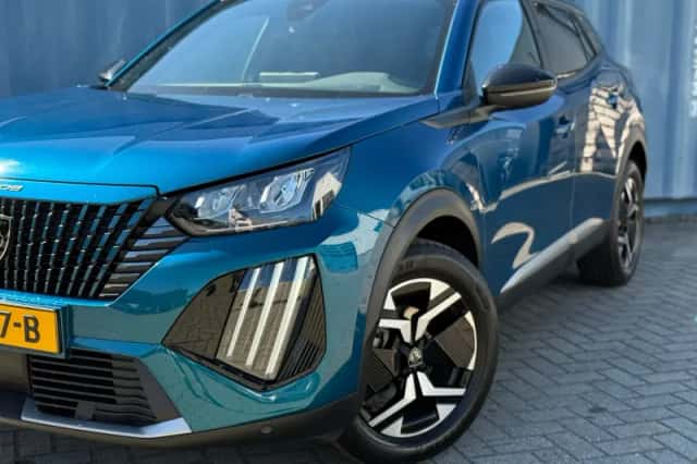 Peugeot 2008 (2025) thumbnail 11