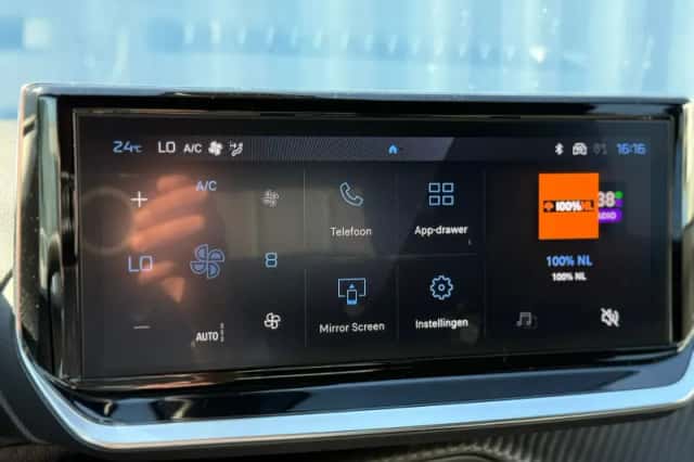 Peugeot 2008 (2025) thumbnail 14