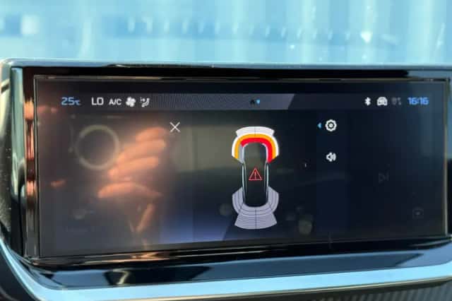 Peugeot 2008 (2025) thumbnail 16