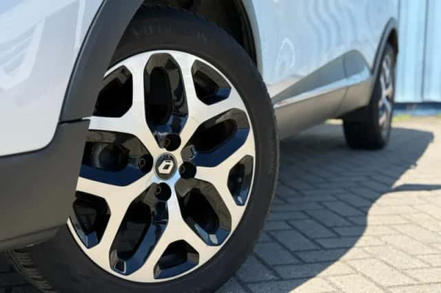 Renault Captur (2018) thumbnail 11