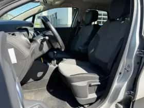 Renault Captur (2018) thumbnail 15