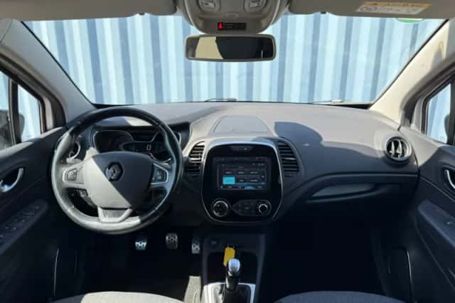 Renault Captur (2018) thumbnail 21