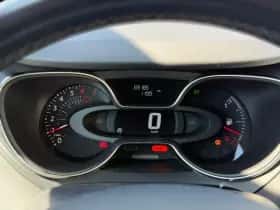 Renault Captur (2018) thumbnail 23