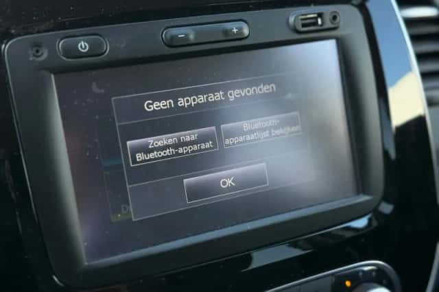 Renault Captur (2018) thumbnail 28