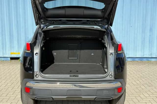 Peugeot 3008 (2022) thumbnail 16