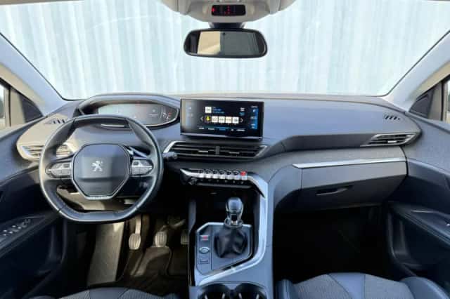 Peugeot 3008 (2022) thumbnail 19