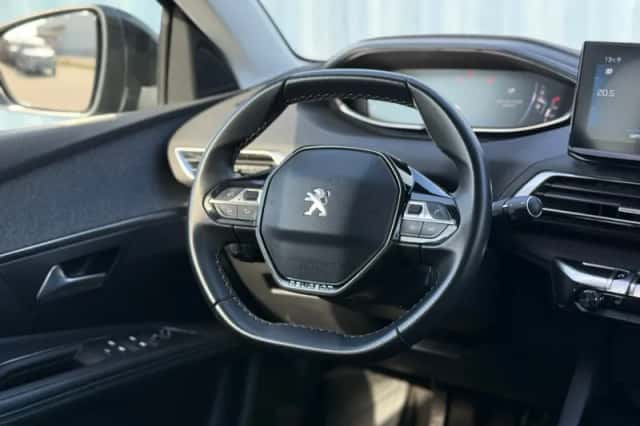 Peugeot 3008 (2022) thumbnail 20