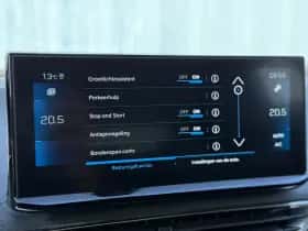 Peugeot 3008 (2022) thumbnail 25
