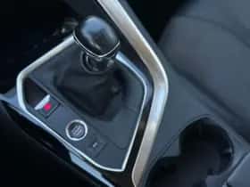 Peugeot 3008 (2022) thumbnail 29