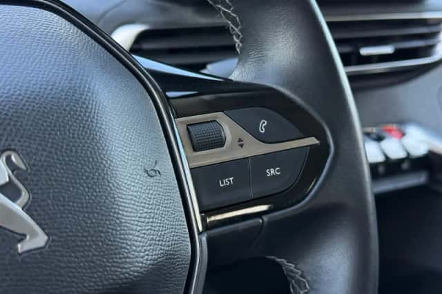 Peugeot 3008 (2022) thumbnail 34