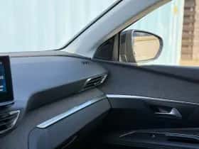 Peugeot 3008 (2022) thumbnail 35
