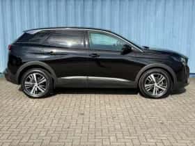 Peugeot 3008 (2022) thumbnail 6