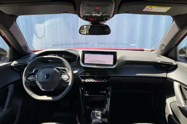 Peugeot 2008 (2025) thumbnail 18