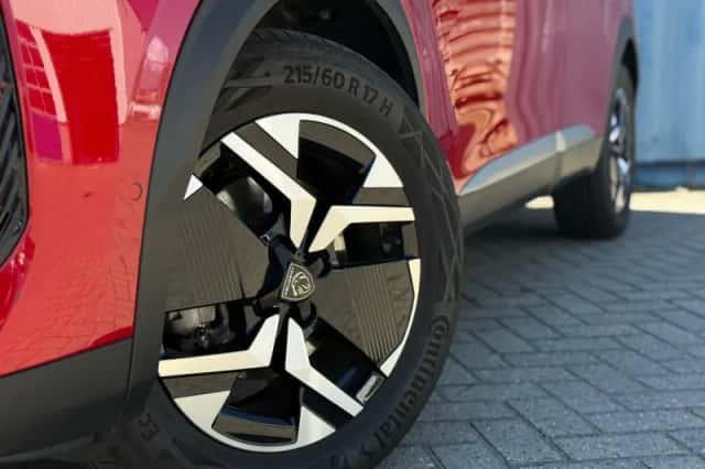 Peugeot 2008 (2025) thumbnail 10