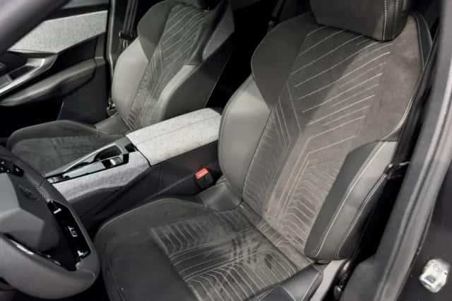 Peugeot 3008 (2024) thumbnail 12