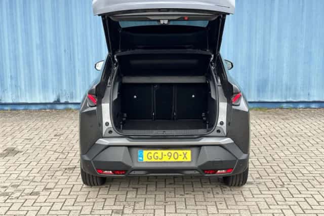Peugeot 3008 (2024) thumbnail 16