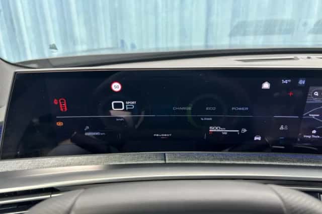 Peugeot 3008 (2024) thumbnail 19