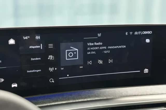 Peugeot 3008 (2024) thumbnail 21