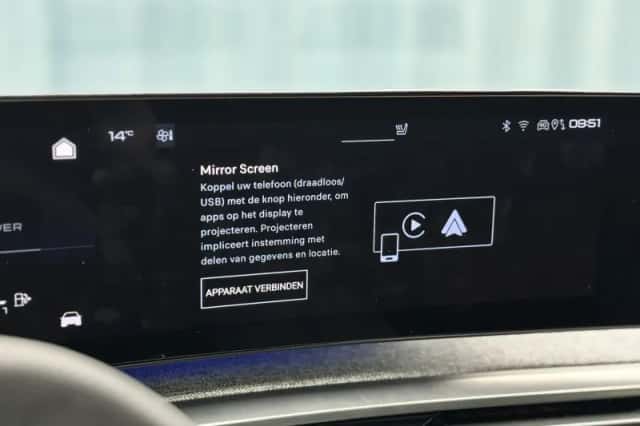 Peugeot 3008 (2024) thumbnail 23