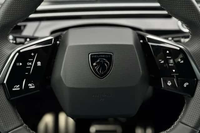 Peugeot 3008 (2024) thumbnail 31