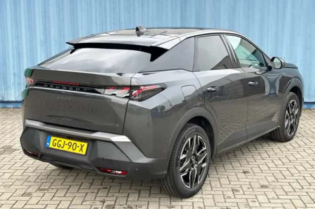 Peugeot 3008 (2024) thumbnail 5